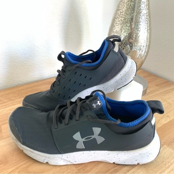 UNDER ARMOUR Drift right into the lead with the UA Drift RN running shoe Size 10 - Picture 13 of 13